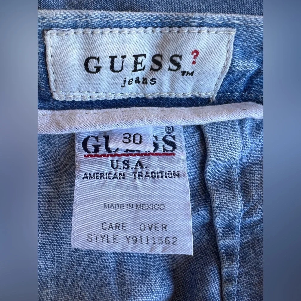 VTG GUESS Y2K 90s Denim Mini Skirt Embroidered Logo Made in Mexico Sz M Retro